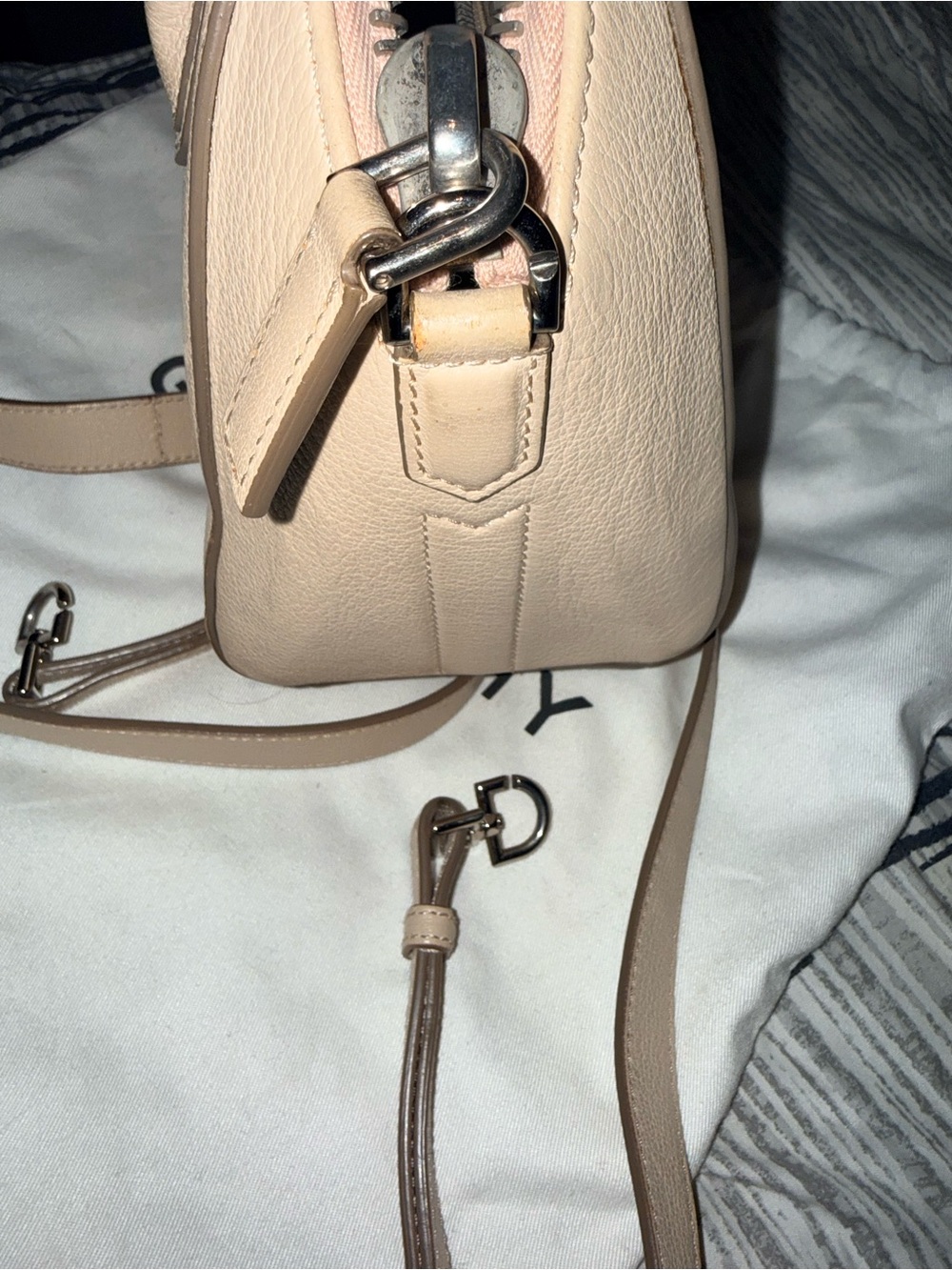 Givenchy Mini Antigona Beige - Picture 6 of 12